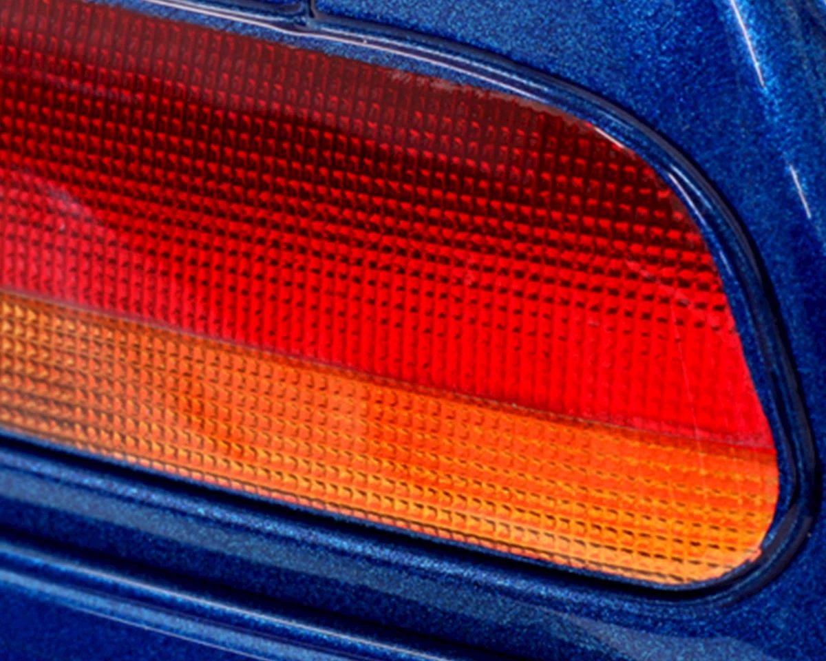 WRAP-UP NEXT REAL 3D Light Lens Decal (Red) (Block-Middle) (130x75mm) 6 WRAP-UP NEXT REAL 3D Light Lens Decal (Red) (Block-Middle) (130x75mm) - Image 4